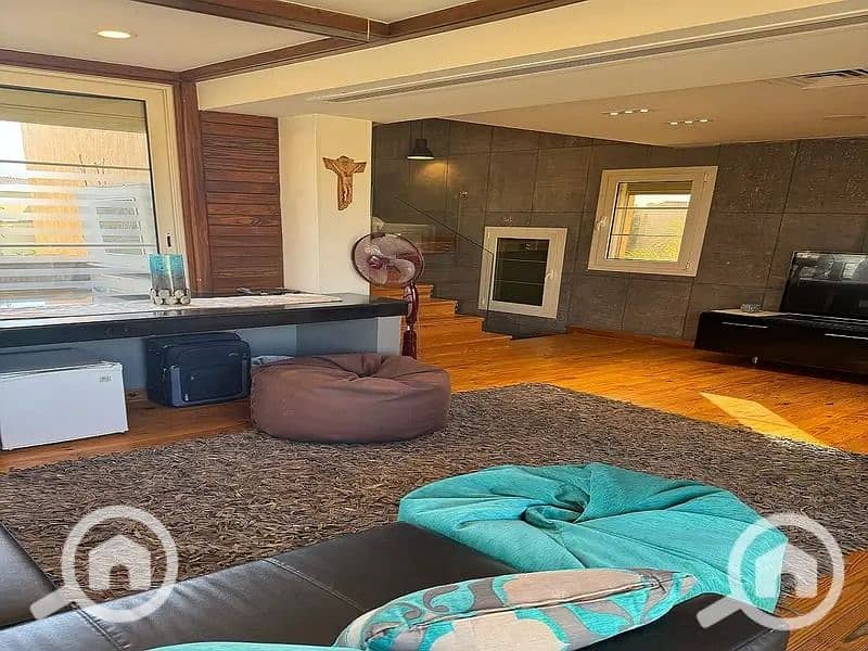 22 e2e4acae-56b5-4fce-bba1-f0c3f274b918. jpeg