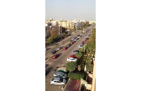 شقة 3 غرف نوم للايجار في الشيخ زايد، الجيزة - IMG-20251015-WA0028. jpg