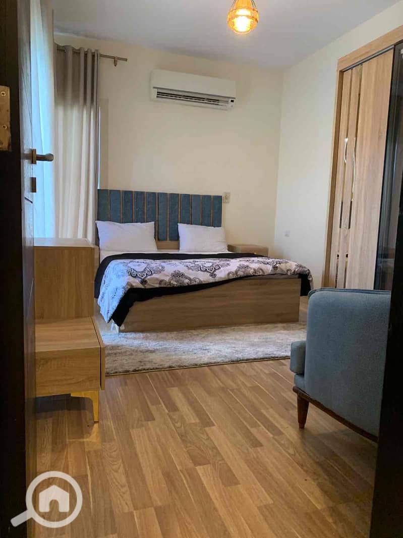 4 2ee755fb-c4c9-4dcc-9d3d-bc6b081d9f32. jpg