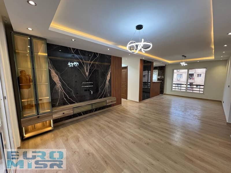 5 WhatsApp Image 2025-09-17 at 6.36. 16 PM (3). jpeg