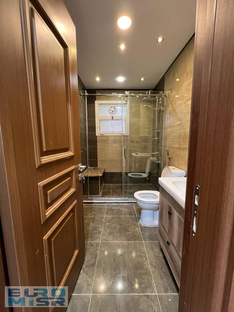 6 WhatsApp Image 2025-09-17 at 6.36. 16 PM. jpeg