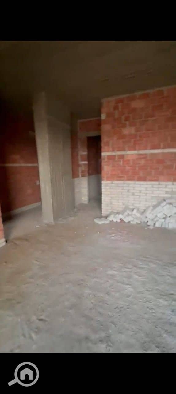 8 WhatsApp Image 2025-10-05 at 23.49. 45_7a8871a0. jpg