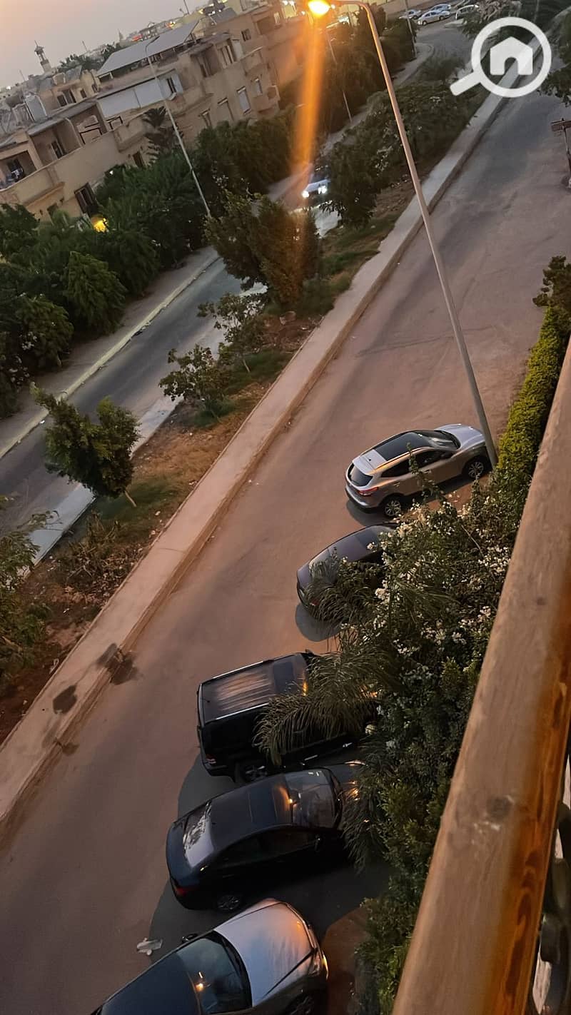 8 WhatsApp Image 2025-10-02 at 9.32. 47 PM. jpeg