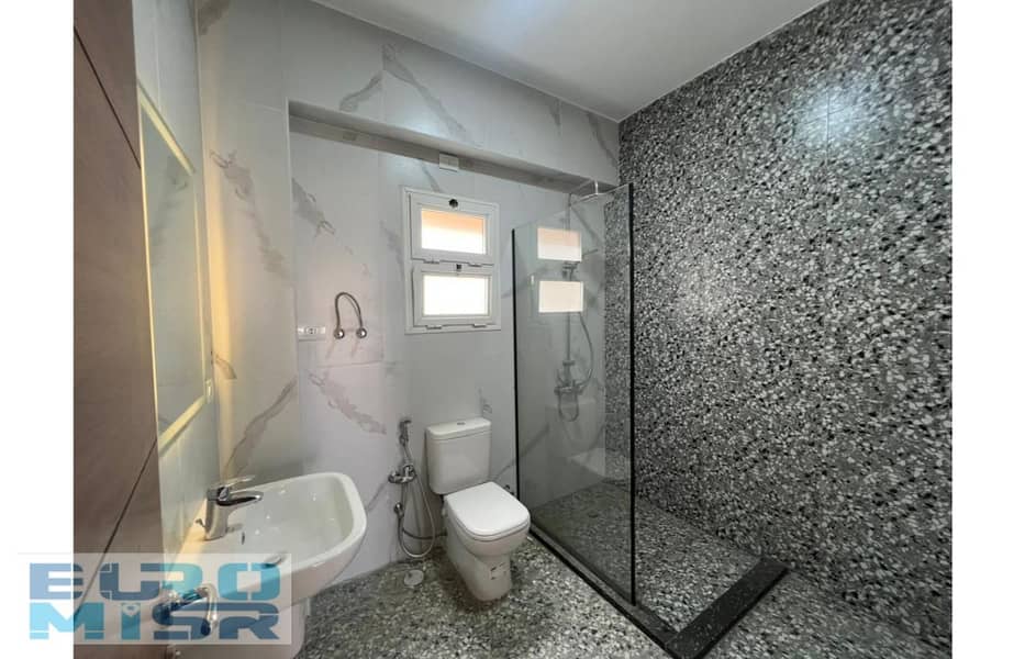 5 WhatsApp Image 2025-08-28 at 19.28. 42 (4). jpg