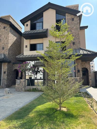 4 Bedroom Villa for Sale in Mostakbal City, Cairo - photo_2025-07-15_20-28-32. jpg