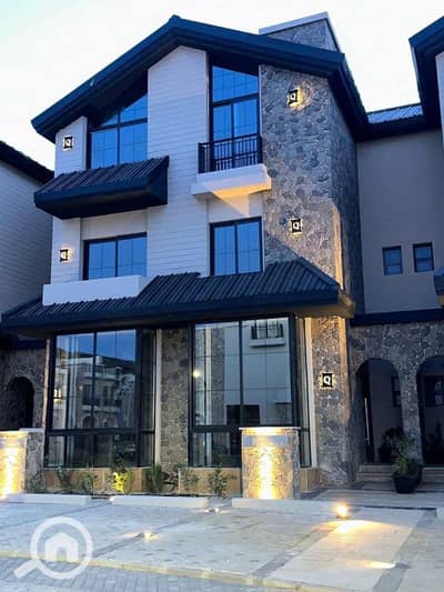 4 Bedroom Villa for Sale in Mostakbal City, Cairo - 475546780_626740843606920_5087826940370653925_n (1). jpg