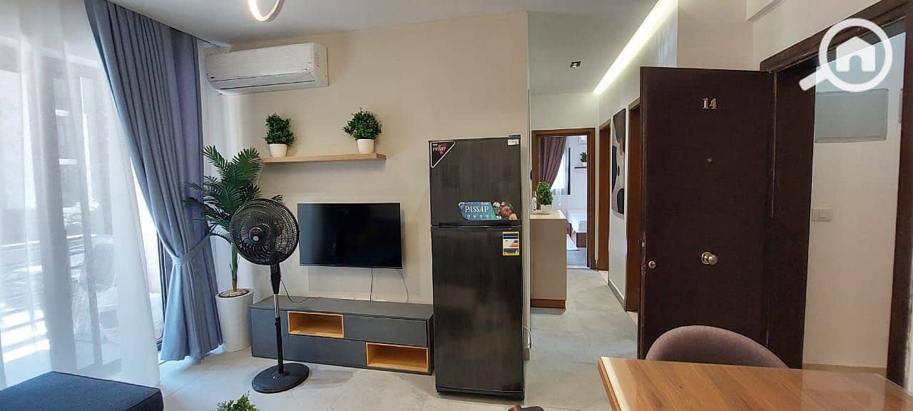 7 861c3c02-14a2-4d4a-852b-664290b60850. jpeg