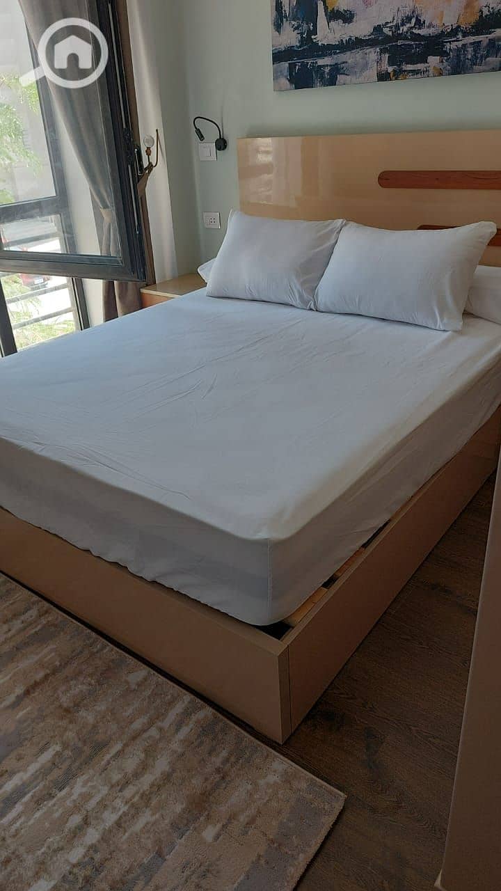 8 b264b3a0-ef16-4618-9e89-927462c0c48c. jpeg