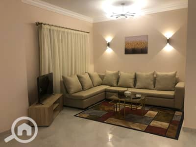 شقة 3 غرف نوم للايجار في الشيخ زايد، الجيزة - IMG-20251016-WA0021. jpg