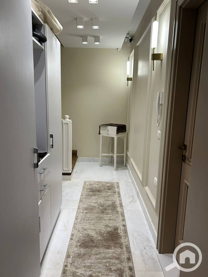 9 bfa5a03b-762b-42b1-a12a-640920b4f8fd. jpg