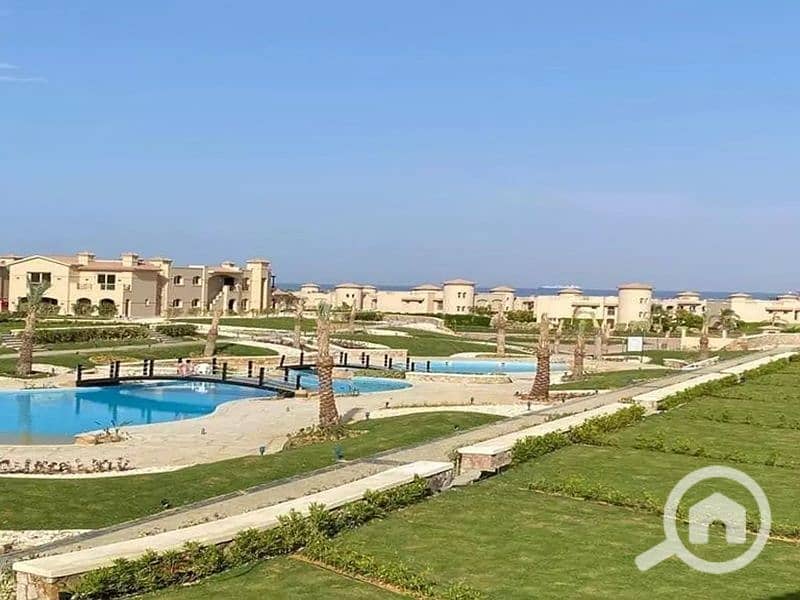 3 4743362-1b8aao. jpg