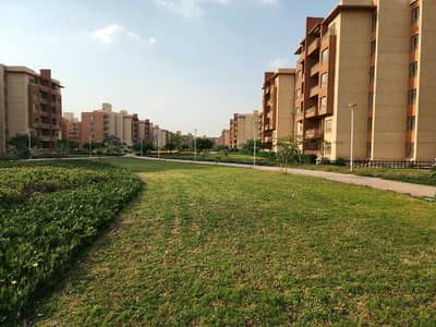 Retail for Sale in Tanta, Gharbia - محل تجارى 250وبدروم للبيع بشارع الجلاء