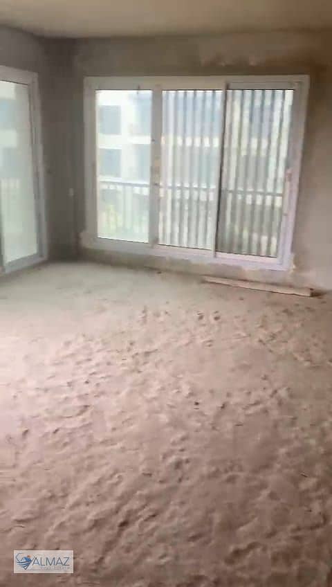 23 WhatsApp Image 2025-10-18 at 10.54. 19 AM. jpeg