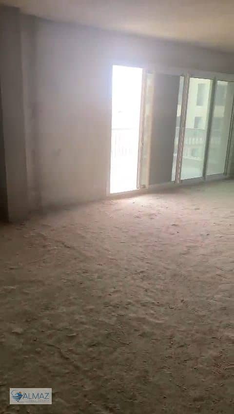 24 WhatsApp Image 2025-10-18 at 10.54. 20 AM (2). jpeg