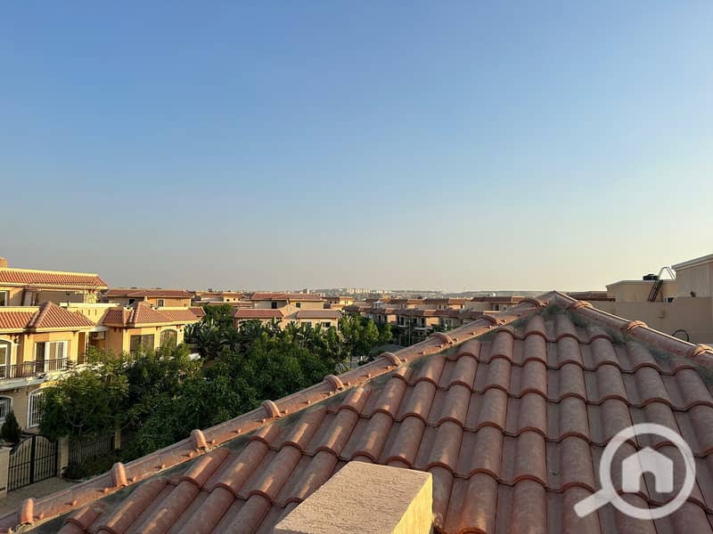 7 9b960a32-b557-4ef2-938b-8f4c4fe47801. jpeg