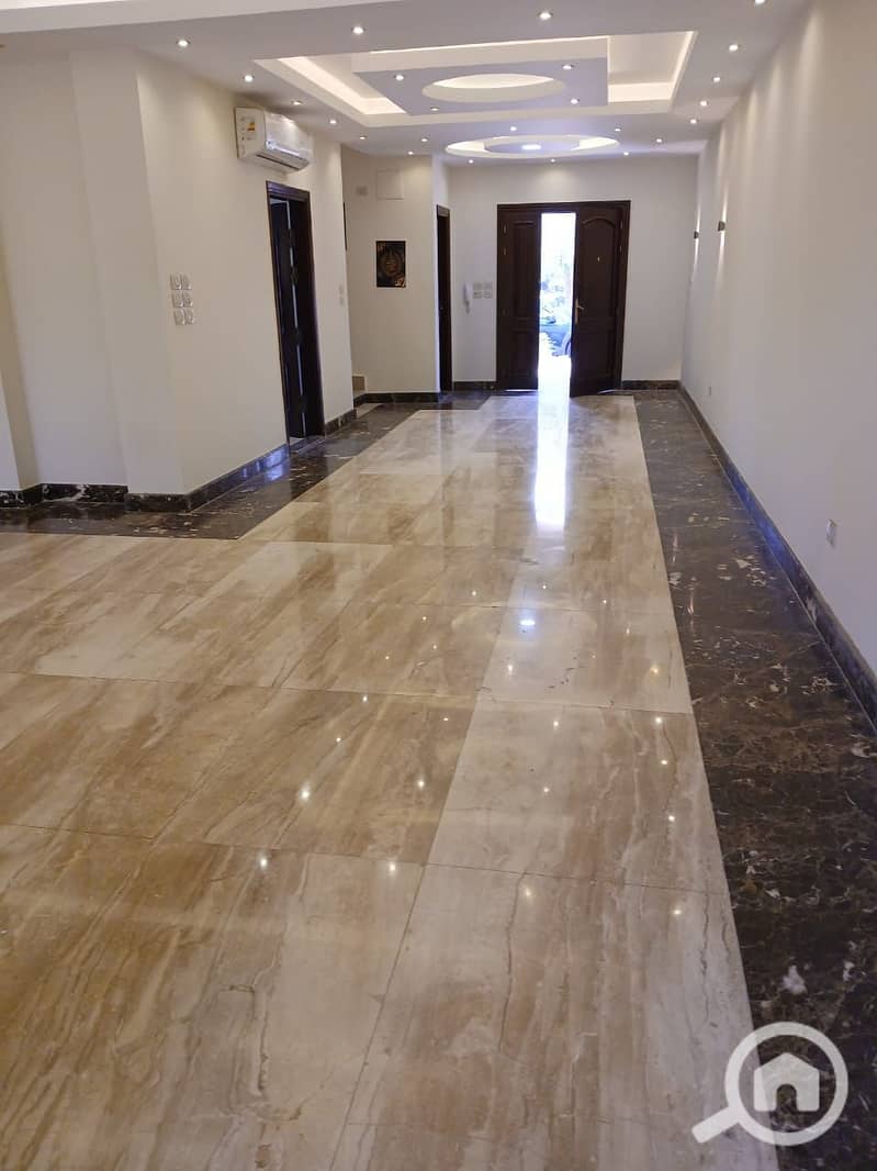 16 e81936f1-1c60-401a-b2e8-d3557caeea4a. jpeg