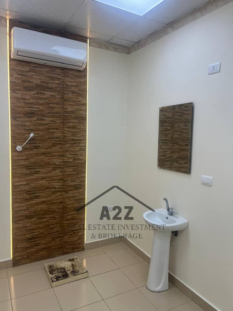 8 WhatsApp Image 2025-10-17 at 4.27. 52 PM. jpeg