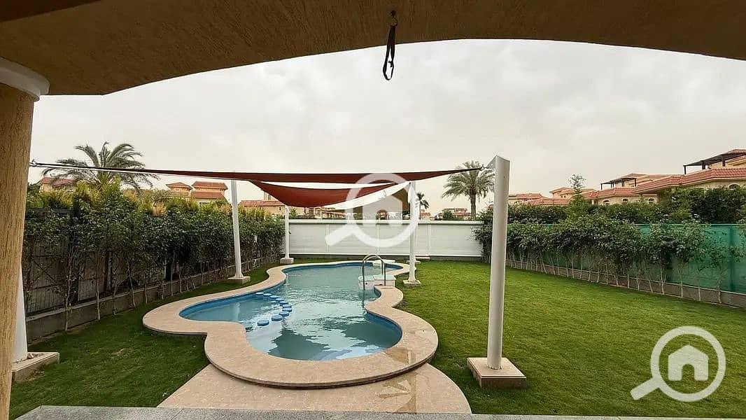 12 c9b2e74d-d3bd-49f7-be91-ad0eec3d88fd. jpeg