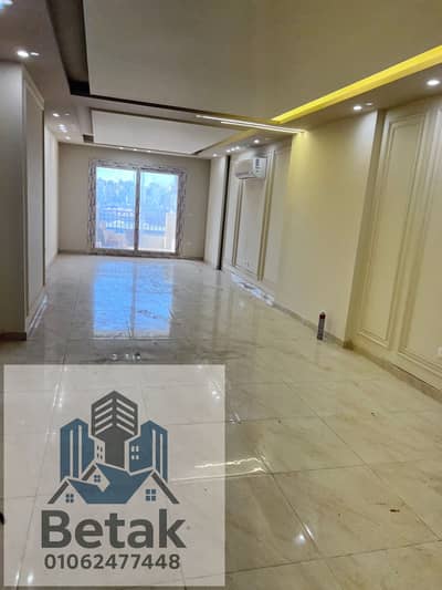 شقة 3 غرف نوم للايجار في سموحة، الإسكندرية - IMG_2141. jpeg