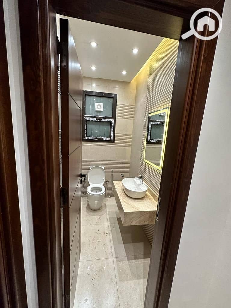 4 WhatsApp Image 2025-09-16 at 4.37. 42 PM (1). jpeg