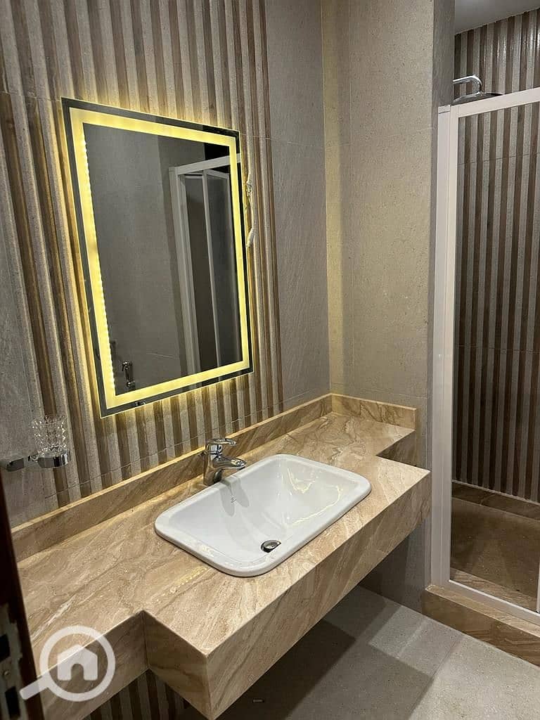 11 WhatsApp Image 2025-09-16 at 4.37. 47 PM. jpeg