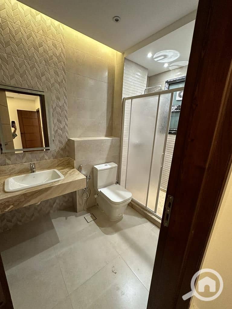 12 WhatsApp Image 2025-09-16 at 4.37. 48 PM (2). jpeg