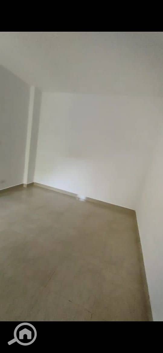 5 d6694f71-8caa-4a9b-ab6e-c1c7d46c5e36. jpg