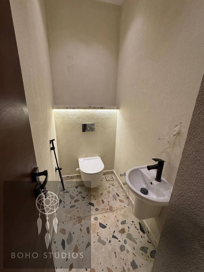 4 WhatsApp Image 2025-09-15 at 2.33. 03 AM (2). jpeg