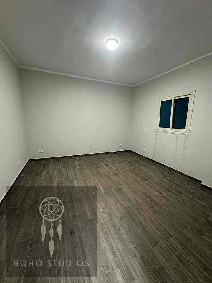 8 92a26599-d163-4831-a015-7484e0c0e474. jpg