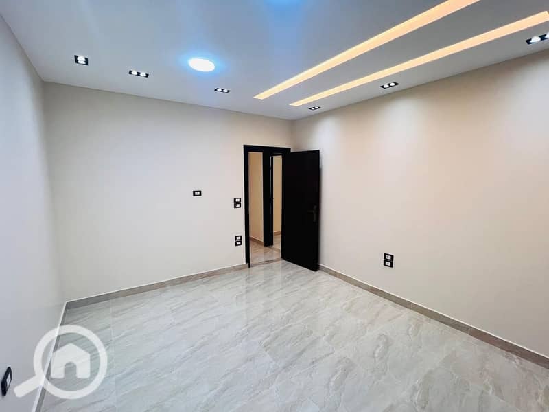 21 صورة واتساب بتاريخ 2025-10-14 في 08.55. 39_5609ffec. jpg