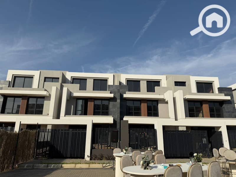 6 WhatsApp Image 2025-10-16 at 12.33. 26 PM (2). jpeg