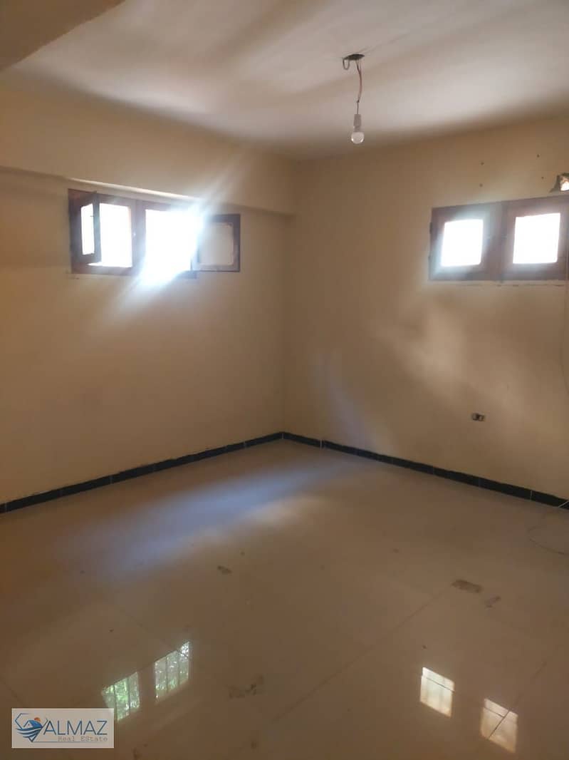 10 WhatsApp Image 2025-10-15 at 5.32. 19 PM. jpeg