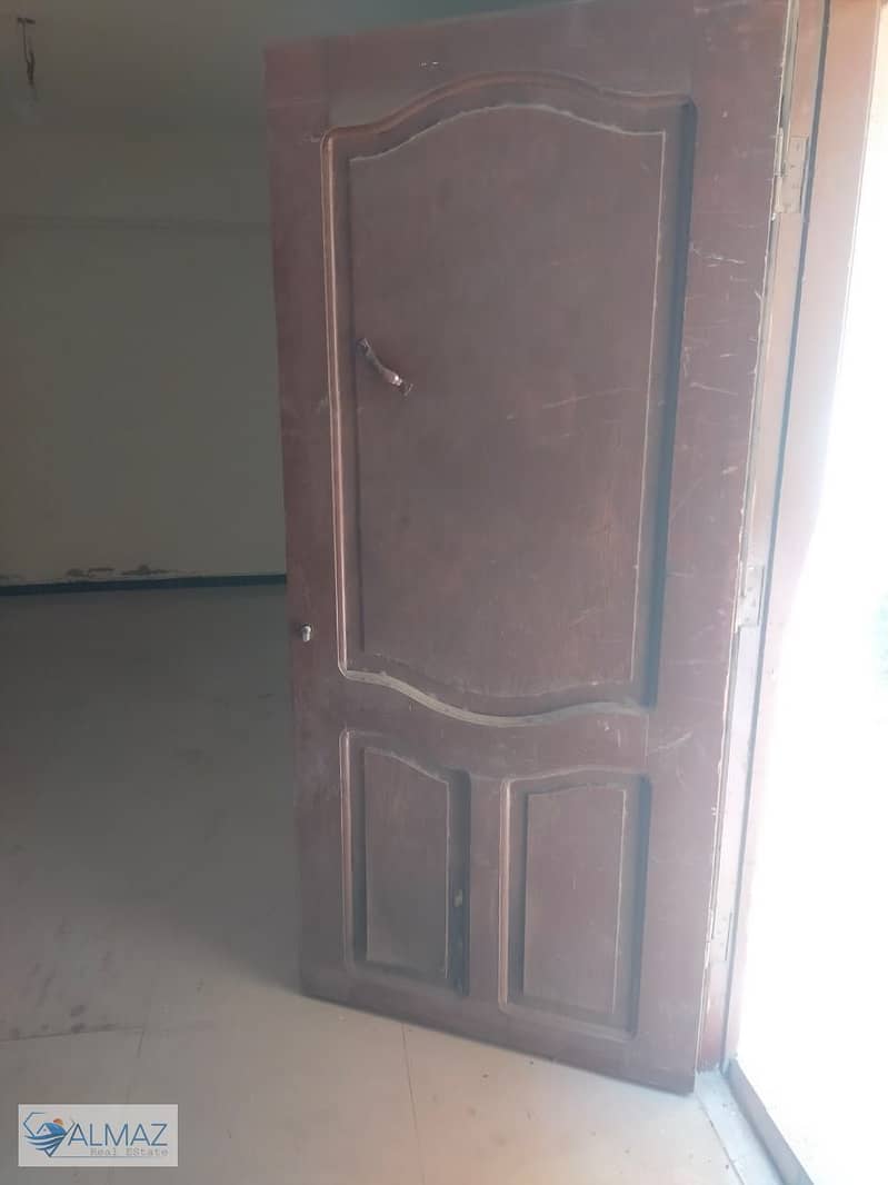 16 WhatsApp Image 2025-10-15 at 5.32. 21 PM (3). jpeg