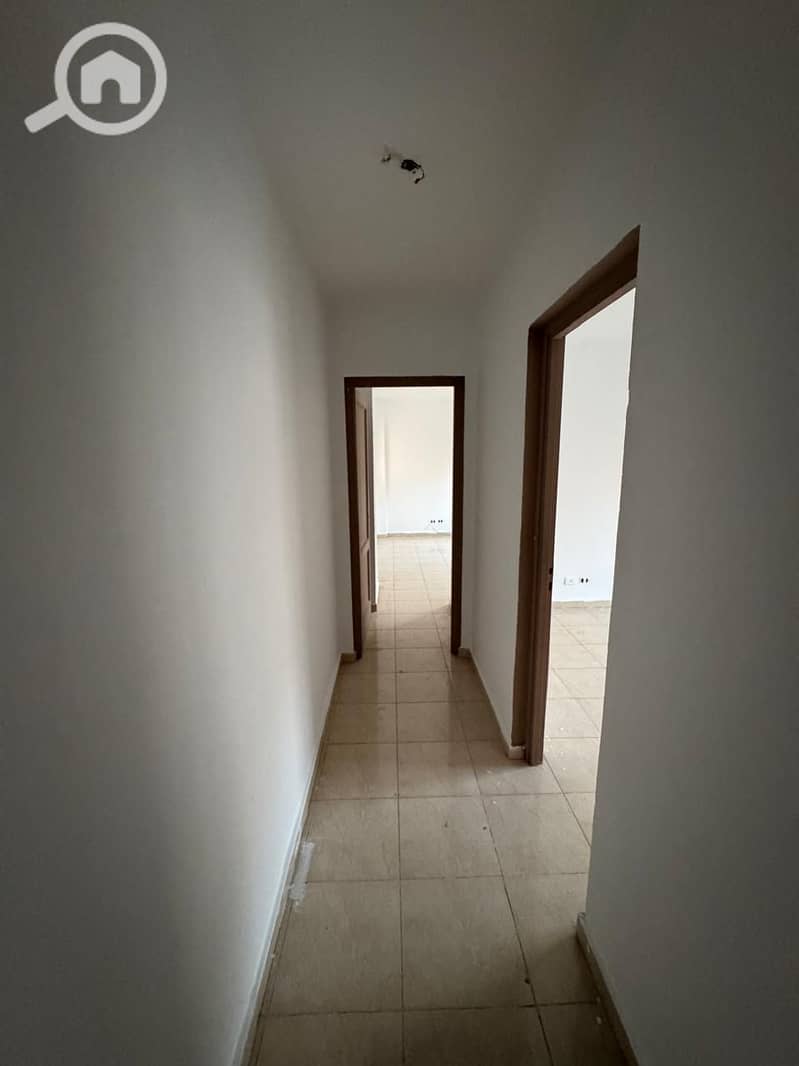 5 ca978f69-0e0f-4c6f-8c72-aa6c7b496b90. jpeg