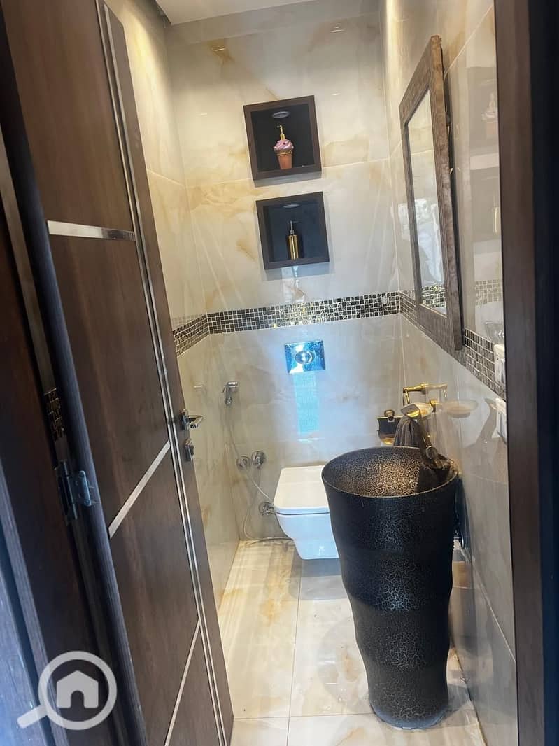 2 WhatsApp Image 2025-10-16 at 01.21. 20 (1). jpeg