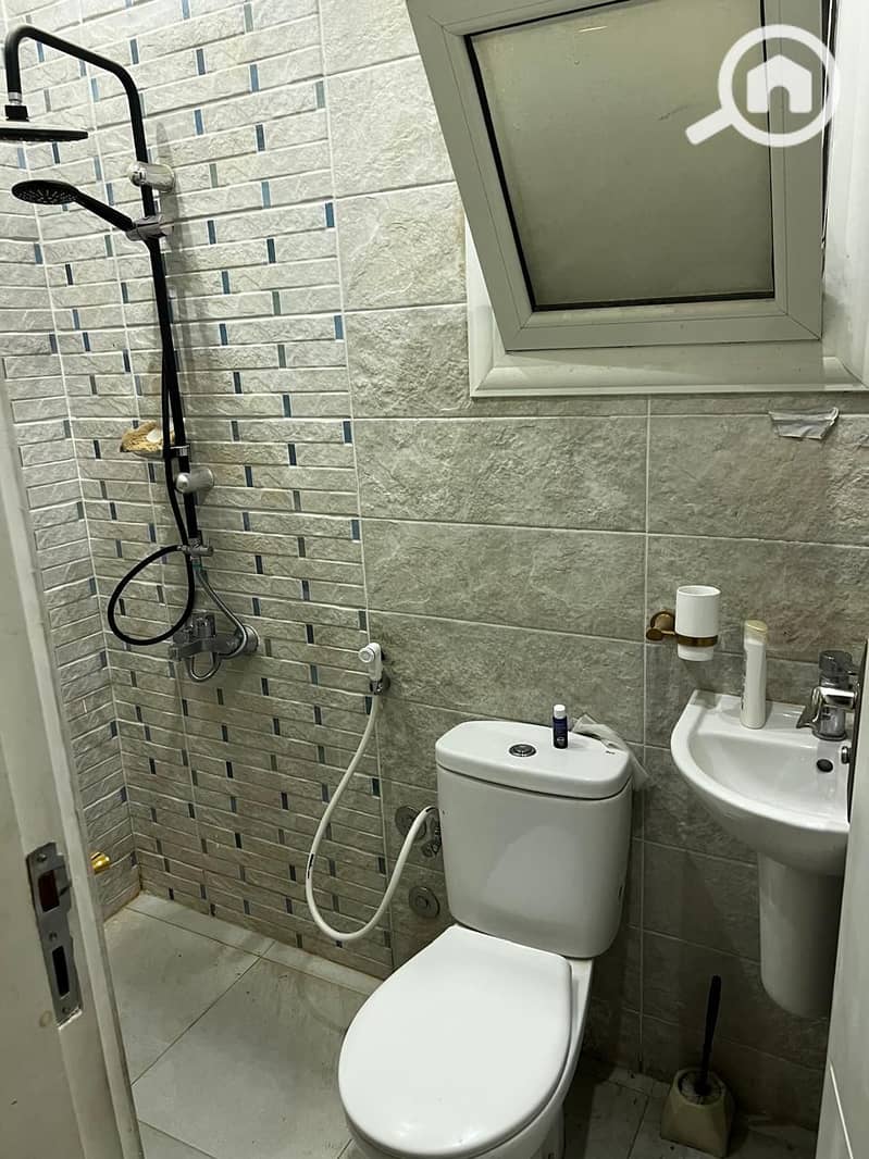 10 WhatsApp Image 2025-10-16 at 01.21. 21 (4). jpeg