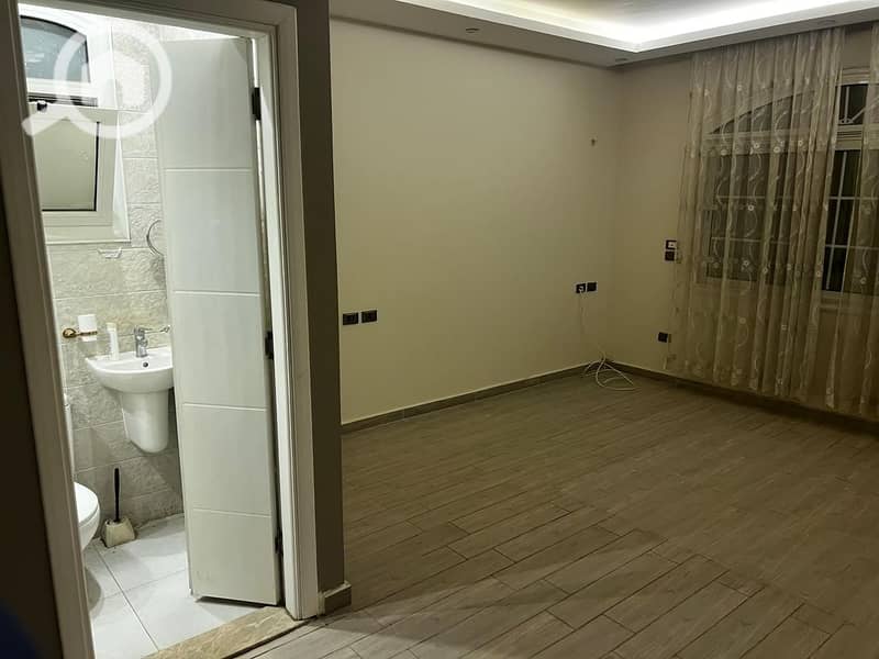 11 WhatsApp Image 2025-10-16 at 01.21. 21 (5). jpeg