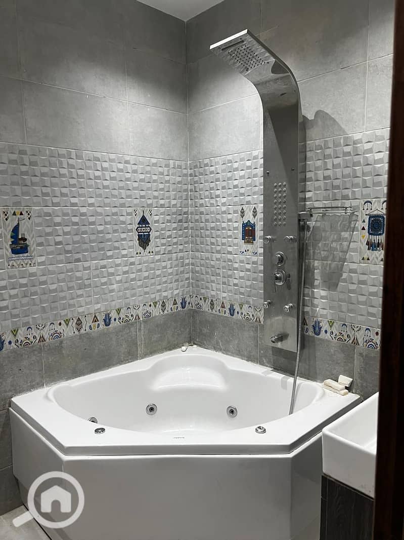 12 WhatsApp Image 2025-10-16 at 01.21. 21 (6). jpeg