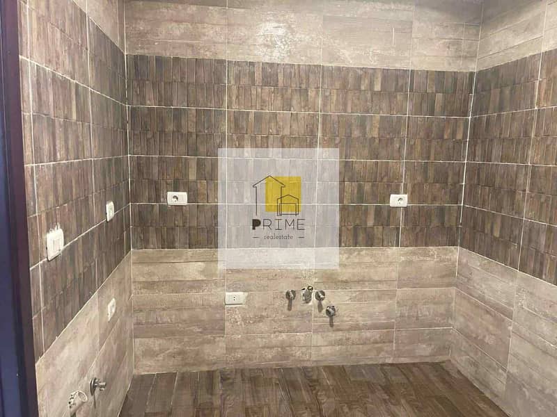 9 WhatsApp Image 2025-10-18 at 11.46. 09_9b4c5ad0. jpg