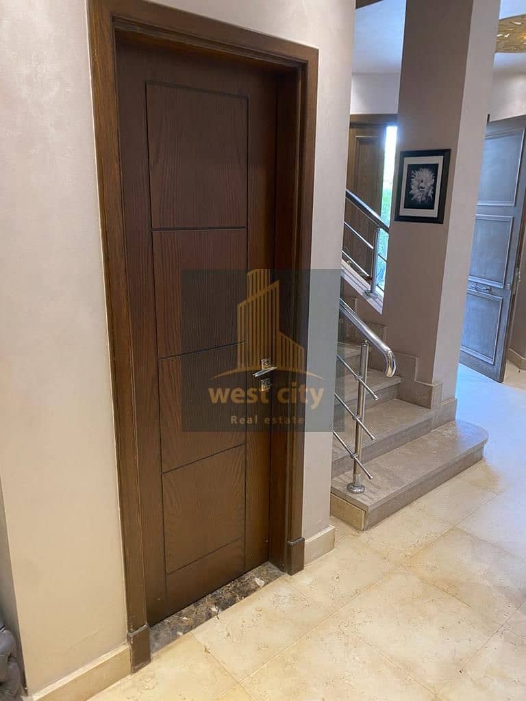 6 WhatsApp Image 2025-10-18 at 1.56. 35 PM(1). jpeg