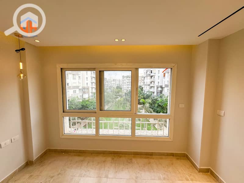 11 WhatsApp Image 2025-10-15 at 5.52. 56 PM (1). jpg