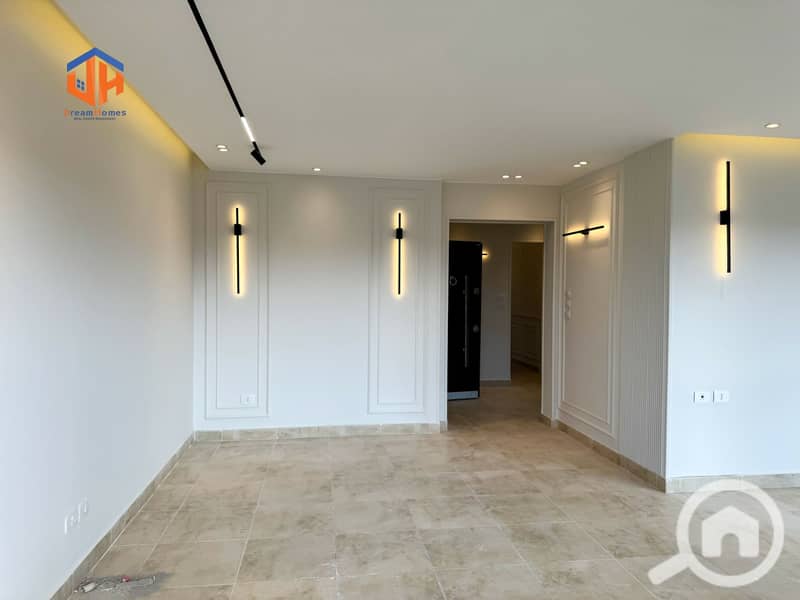 13 WhatsApp Image 2025-10-15 at 5.52. 58 PM (1). jpg