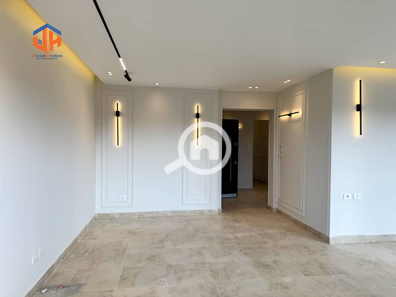 4 WhatsApp Image 2025-10-18 at 2.28. 14 PM (1). jpeg