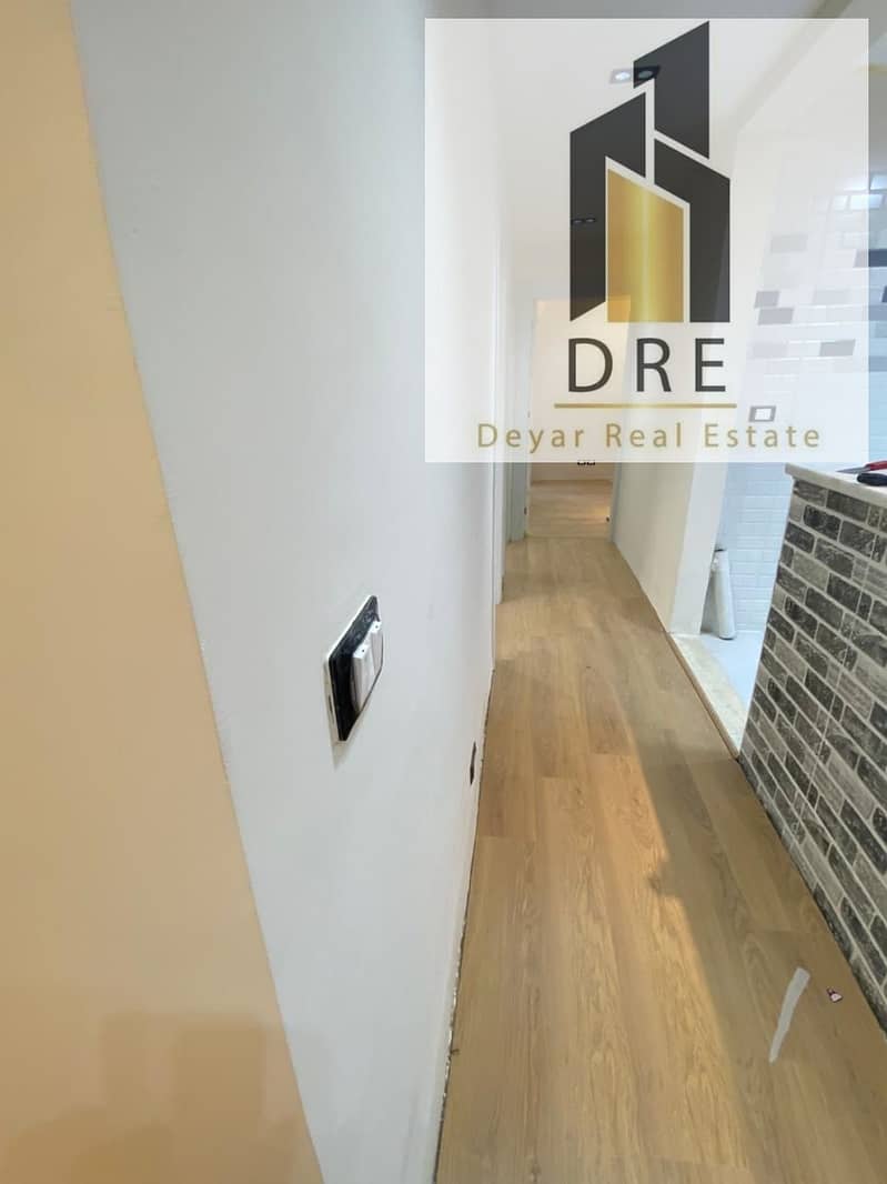 10 37856b43-eb80-4659-b2d2-1dd12fbedc9d. jpg