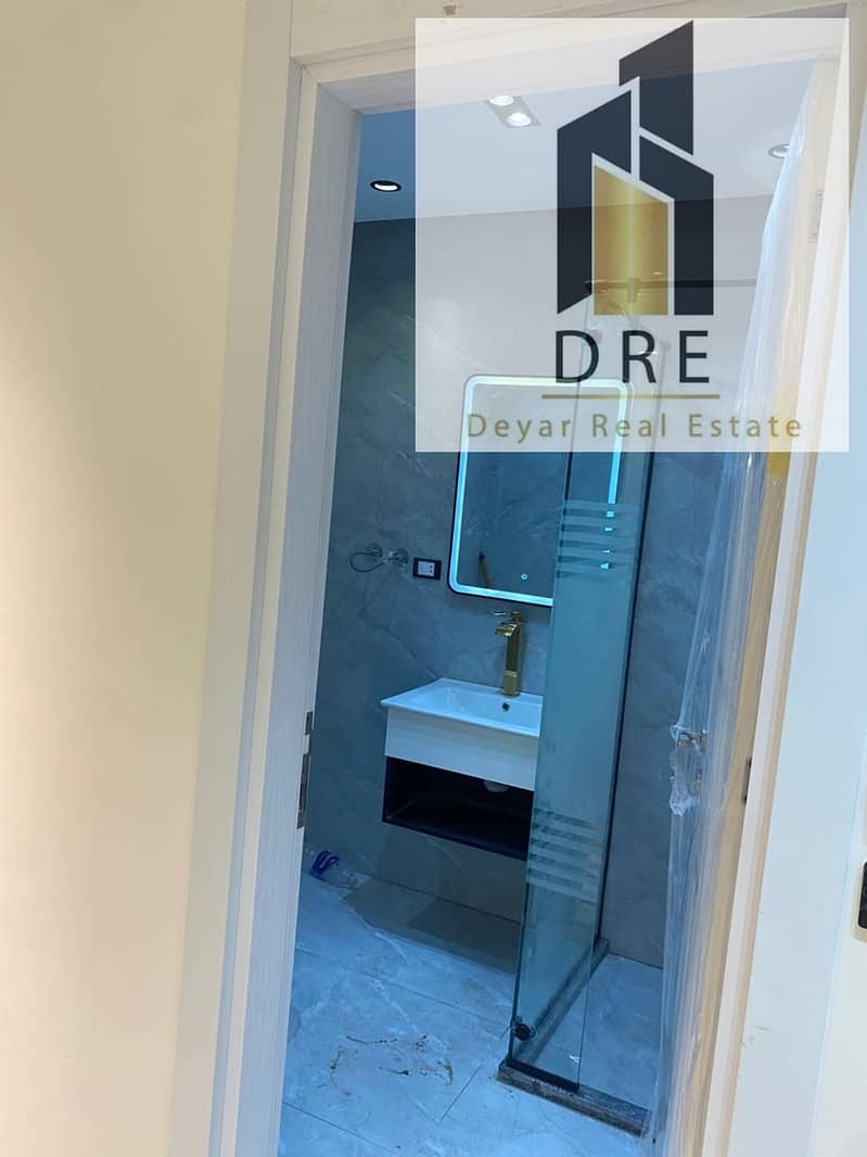 14 f517baef-fa41-4e70-b18f-656ac6b446ef. jpg