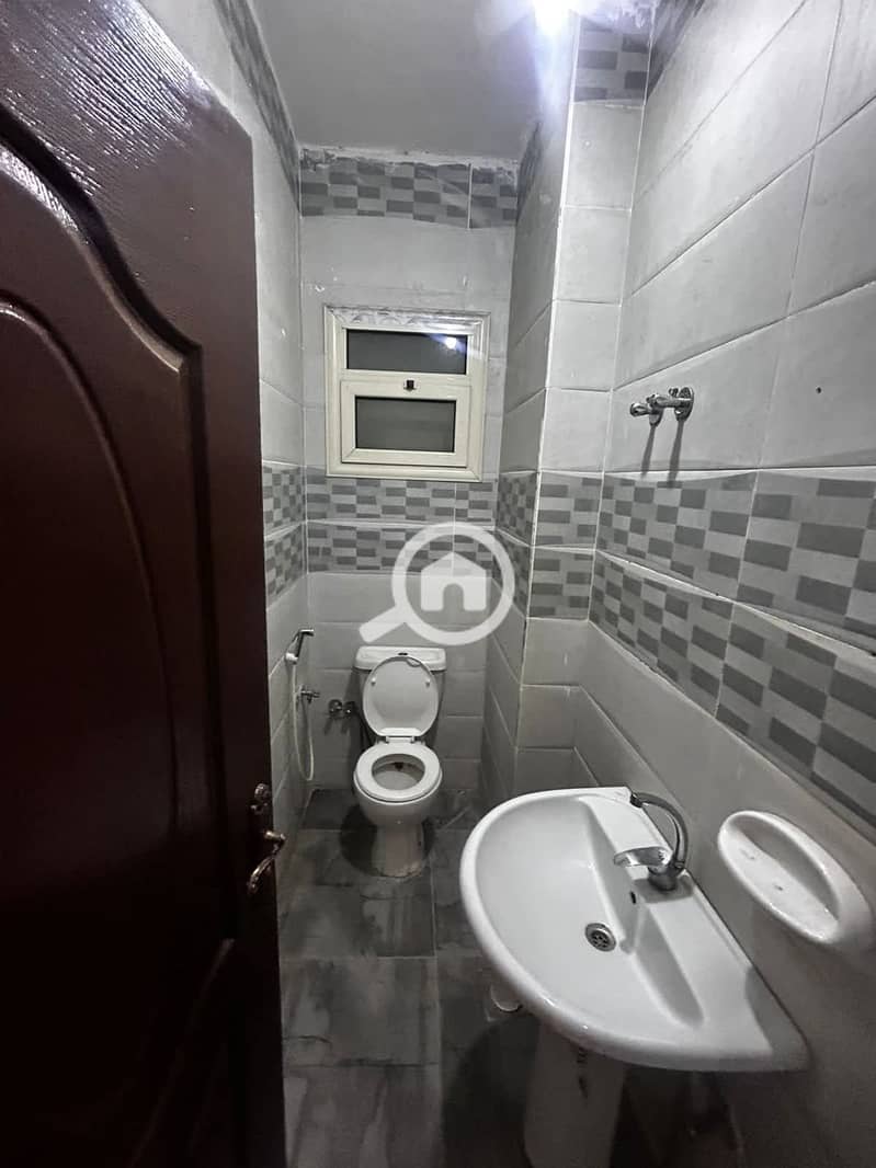 4 WhatsApp Image 2025-10-18 at 2.18. 47 PM (1). jpeg