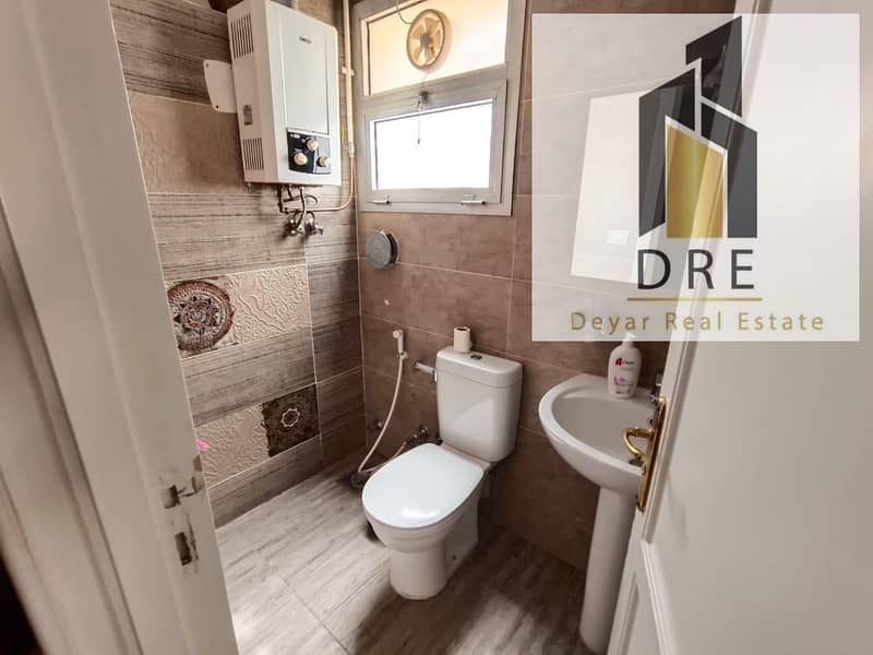 6 d1df26c2-b297-4b7a-a8fb-c4e94dec651a. jpg