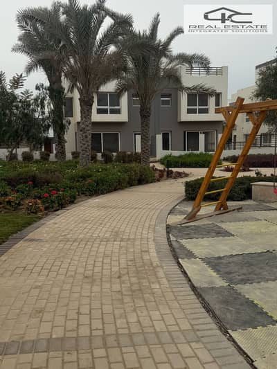 4 Bedroom Villa for Sale in New Cairo, Cairo - WhatsApp Image 2025-06-17 at 16.32. 44_abd5beb8. jpg