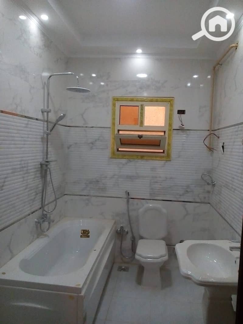 5 WhatsApp Image 2025-10-18 at 2.30. 09 PM (4). jpeg