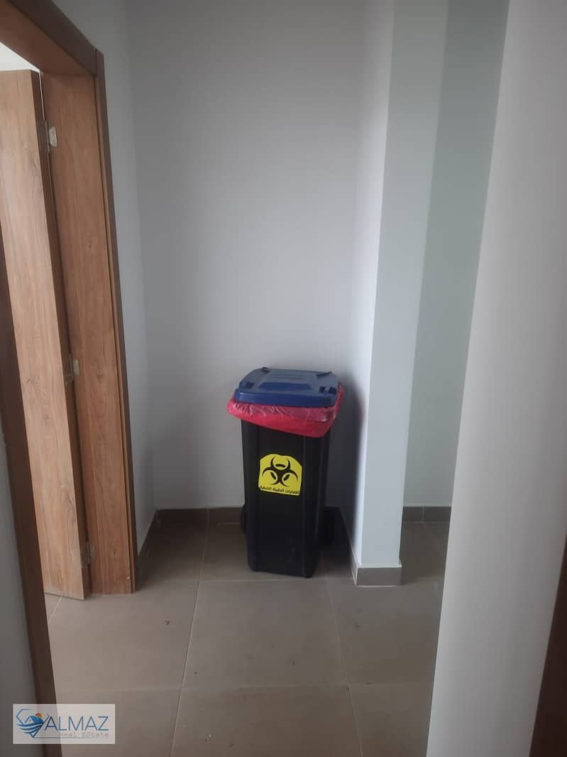 5 WhatsApp Image 2025-10-18 at 12.40. 19 PM. jpeg